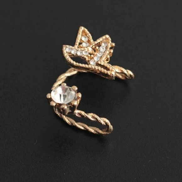 *Heidi* Bird Ear Cuff - Picture 4 of 4